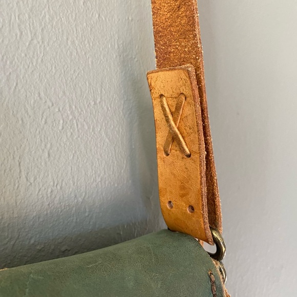 Handcrafted Leather Crossbody Bag Purse - Picture 7 of 7